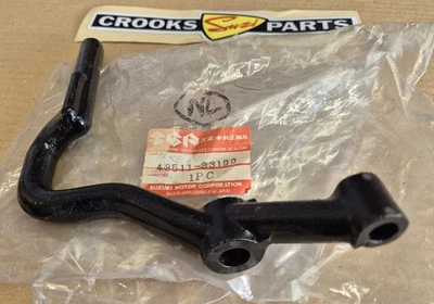 Barra reposapiés derecha genuina Suzuki GT380 1974 a 1977 GT380 nuevo de lote original Foto 1 de 4