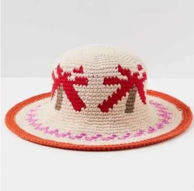 Sombrero cubo de ganchillo Free People Palm Springs rojo coco marfil hecho a mano nuevo sin etiquetas $68 Foto 1 de 4
