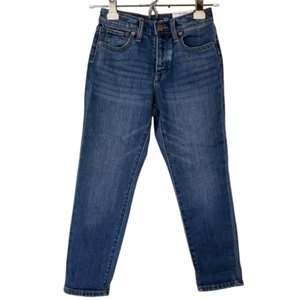 Old Navy O.G. Straight High Rise Stretch Dark Wash Jeans Sz 8 NWT - Picture 1 of 11