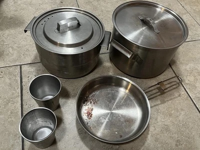 LOT of Stanley Camping Pot with Frying Pan & 2 Steel Cups - Image 1 of 4