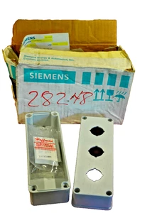 SIEMENS PUSHBUTTON STATION P30EMS03X 30MM 3 UNIT NEW - Picture 1 of 4