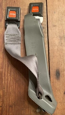 Ford Ranger Cinturón de Seguridad Pasajero Hebilla Receptor Pestillos GRIS 92 Foto 1 de 4