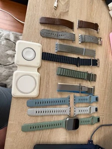 Apple Watch Ultra 1 MINT condition with $500++ worth of extras!! - Zdjęcie 1 z 1