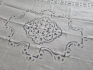 Copriletto puro lino con ricamo Intaglio e punto pieno a mano Bedspread handmade - Picture 1 of 12