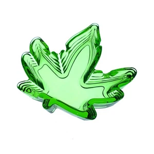 Green Translucent Hemp Herb Grass Leaf Glass Ash Tray Smokers Gift 12.5cm - Picture 1 of 3