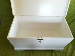 BAUL COFRE de madera con CERRADURA. XXL 92 cms. Color blanco - Imagen 1 de 5