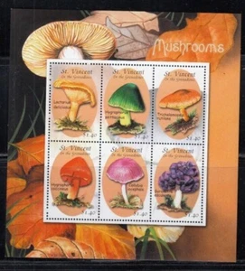 ST. VINCENT Mushrooms & Fungi MNH sheetlet - Picture 1 of 1