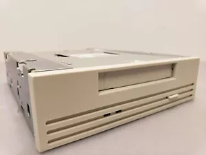 Seagate STD28000N DAT Internal Back Up Tape Drive DDS-2 4/8GB 50pin SCSI - Picture 1 of 3