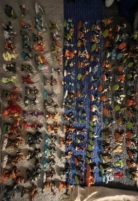 ENORME Lote de 100+ Figuras Skylanders FUNCIONANDO MUY BIEN (CRISTALES SEPARADOS) Enviar Ofertas Foto 1 de 4
