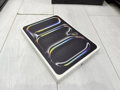 NEW* Apple iPad Pro 11" 2025 M5 256GB Wi-Fi & Cellular 5G Unlocked - Space Black - Image 1 of 4