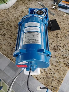Bluffton 1121007441, 1/2 HP, 115V. 1725 RPM with 25:1 Reducer. Used. - Picture 1 of 17