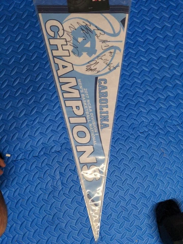 UNC Tarheels Pennant 2017 Men's National Champion Basketball, Signed! NWT Cover