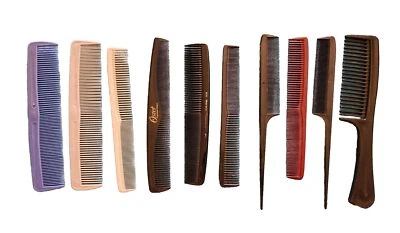 Nuevo Lote de 10 Peines de Peluquería Profesional de Salón Plástico NUEVO Varios Tamaños Foto 1 de 4