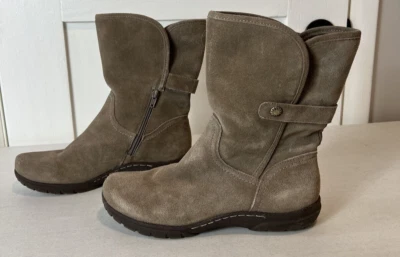 Bass Tan Suede Leather Women's Mid Calf Boots Size 9 - Image 1 of 4