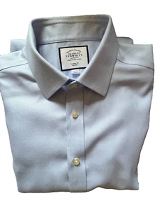 Camisa Charles Tyrwhitt Para Hombres Azul Claro Calce Clásico Puño con Botones 17.5" - Imagen 1 de 5