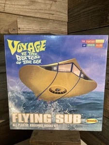 New Moebius Models  1/32 VTTBOTS Flying Sub.  Sealed - Picture 1 of 5