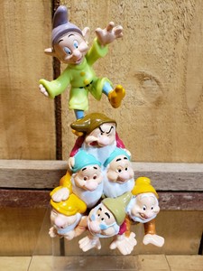 muñecos de blancanieves y los siete enanitos