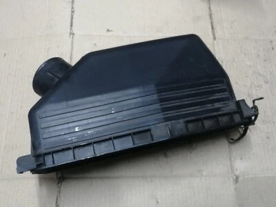 00-06 TOYOTA PREVIA ESTIMA 2.4 CAJA FILTRO DE AIRE PARTE INFERIOR Foto 1 de 4