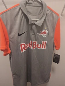 Nike FC Salzburg Kit In Large NWT - Picture 1 of 3