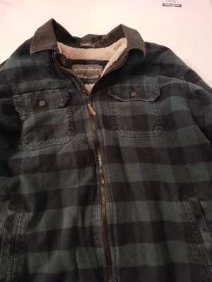Chaqueta para hombre Eddie Bauer forrada de lana talla XLarge verde y negro a cuadros Foto 1 de 4