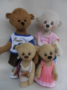 Familie  *Bärger*, 30 und 15 cm von  *gelibären*- Schnittmuster  + Anleitung - Bild 1 von 11