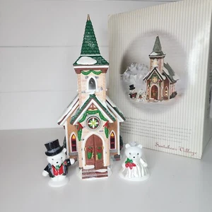 Department Dept 56 Santabear Village 3 Piece Mistletoe Wedding Chapel #56.05711 - Picture 1 of 13
