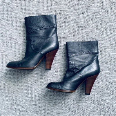Marc Jacobs Gunmetal Gris Brillo Botines Foto 1 de 4