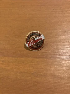 MONTCLAIR CA CLASSIC Softball Fastpitch 1" Pinback GEBRAUCHT TOP kostenloser Versand - Bild 1 von 4