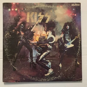 KISS ALIVE! 1975 2LPs NBLP 7020 Blue Bogart Labels 2nd Press Play Tested VG+ - Picture 1 of 11