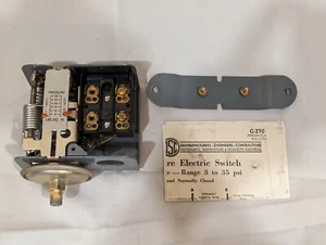 Johnson Services Co. Type G-270 Pressure Switch 1/4" - 18NPT Spec 49-12322 - Picture 1 of 5