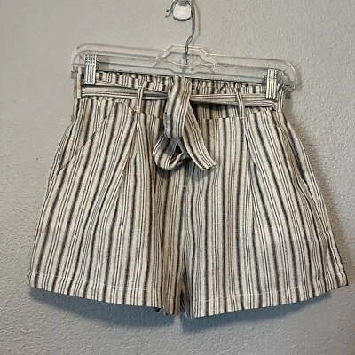 Ci Sono Ivory Striped paper bag waist linen blend shorts Size small - Image 1 of 4