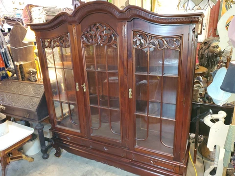 LARGE MAHOGANY LIBRARY BOOKCASE W/ 3 DOORS - VERY WELL MADE Cover