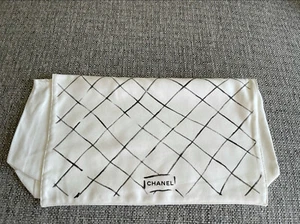 (ON SALE) New 100% Authentic CHANEL Karl Lagerfeld Jumbo Flap Dust Bag ICOT3 - Picture 1 of 6