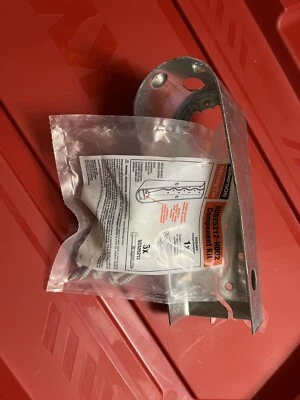 Simpson Strong-Tie HDU2-SDS2.5HDG retención predefinida con tornillos SDS galvanizados Foto 1 de 2