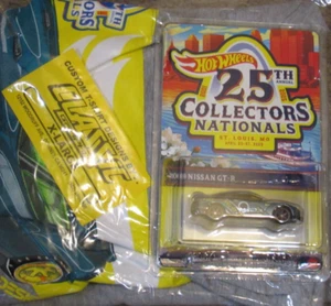 Nissan GT-R 2009 Hot Wheels 25th Nationals/Convention Dinner con camiseta X-Large - Imagen 1 de 3