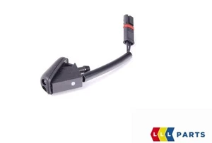 MINI NEW GENUINE R55 R56 R57 R60 FRONT WINDSHIELD WATER NOZZLE SPRAY RIGHT O/S - Picture 1 of 3