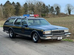 Chevrolet Caprice estate, State Trooper car, V8 auto, alloys, light bar,tannoy. - Picture 1 of 19