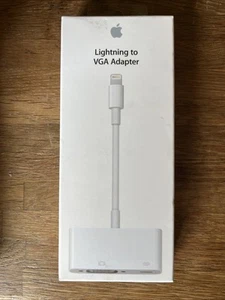 Apple MD825AM/A Lightning to VGA Adapter - Afbeelding 1 van 2