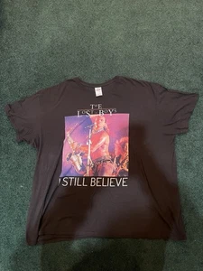 T-shirt I Still Believe Lost Boys Sassofono Tim Capello maglietta grafica uomo 3XL - Foto 1 di 3