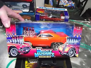 Muscle machines 1/18 68 dodge hemi dart orange NIB - Picture 1 of 1