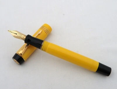 Pluma Estilográfica Parker Mandarín Amarillo Doble Plegable Oro 18 KT 750 Edición Limitada Foto 1 de 4