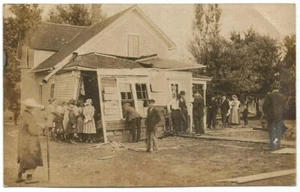 Cartolina fotografica reale Tornado Storm House danni RPPC c.1913 - Foto 1 di 2