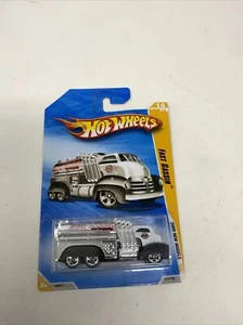 HOT WHEELS 2009 NEW MODELS FAST GASSIN 14/42 RED 5SP Dual Rear Wheels  - Picture 1 of 10
