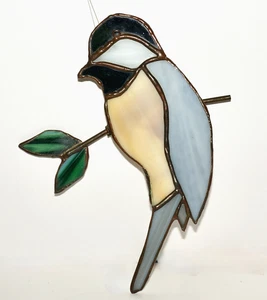 Piccolo prendisole da appendere vintage in vetro colorato cicaccia con cappuccio nero 7" - Foto 1 di 5