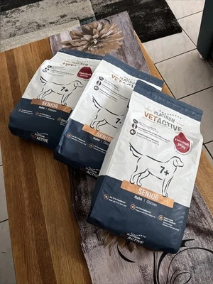 15 KG Platinum Vetactive Senior Chicken Hundefutter Haltbar bis 1/27 - Bild 1 von 4