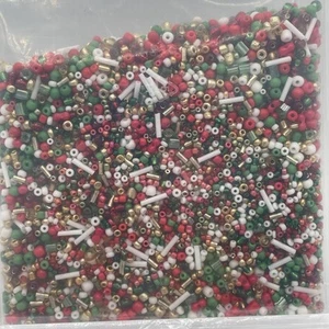 2 Stück verschiedene Formen Weihnachten Perlen Schmuckherstellung Basteln Neu - Bild 1 von 6