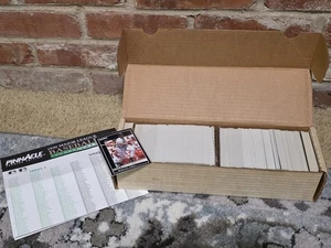 1992 PINNACLE BASEBALL COMPLETE 640-CARD SET W/M.RAMIREZ RC Plus 60+ Extras - Bild 1 von 2