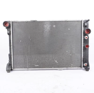 Radiador de refrigeración del motor Mercedes-Benz E350 E400 2014-2017 OEM Foto 1 de 4