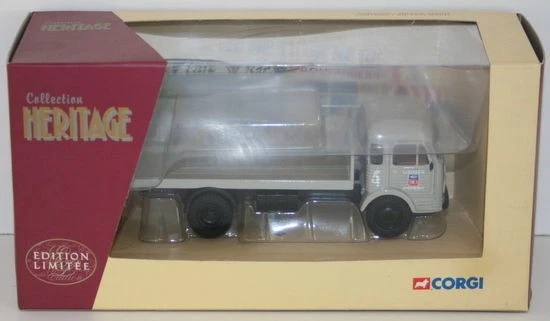 CORGI 1/50 SCALE COLLECTION HERITAGE 72901 SIMCA CARGO SIMCA PIECES DETACHEES - Image 1 of 1