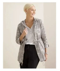 Chico's zenergy camo embossed anorak jacket grey NWT chicos size 0 or US 4/6 - Picture 1 of 10